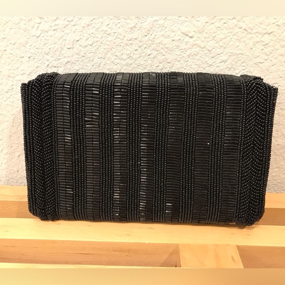 Vintage Walborg beaded clutch - Picture 2 of 9